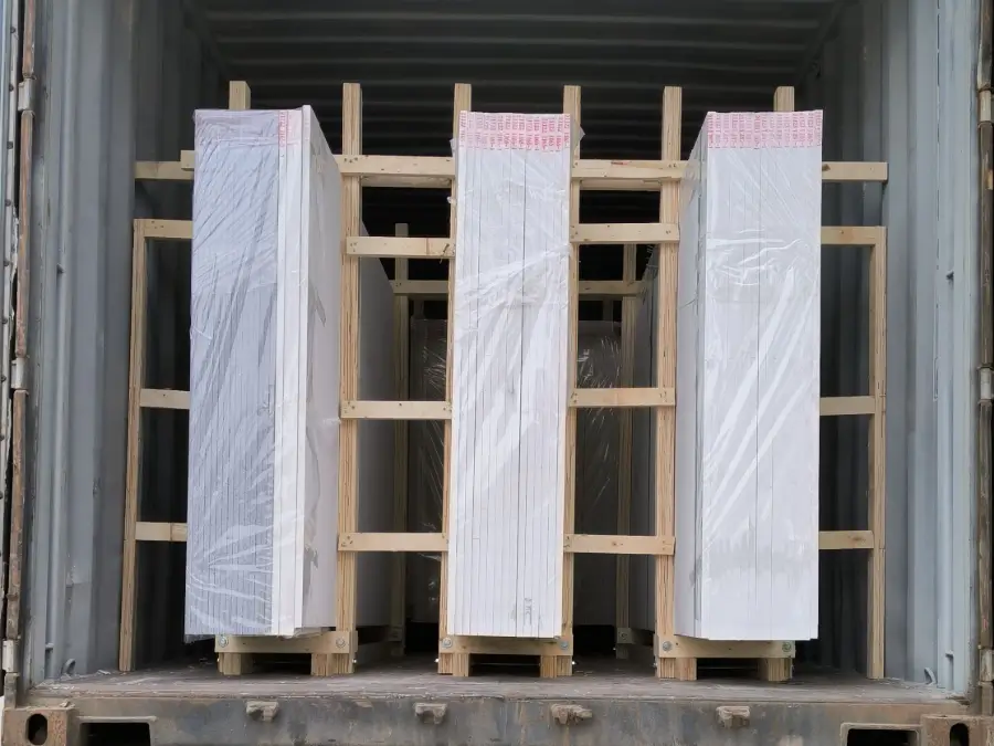 Loading Quartz Slabs