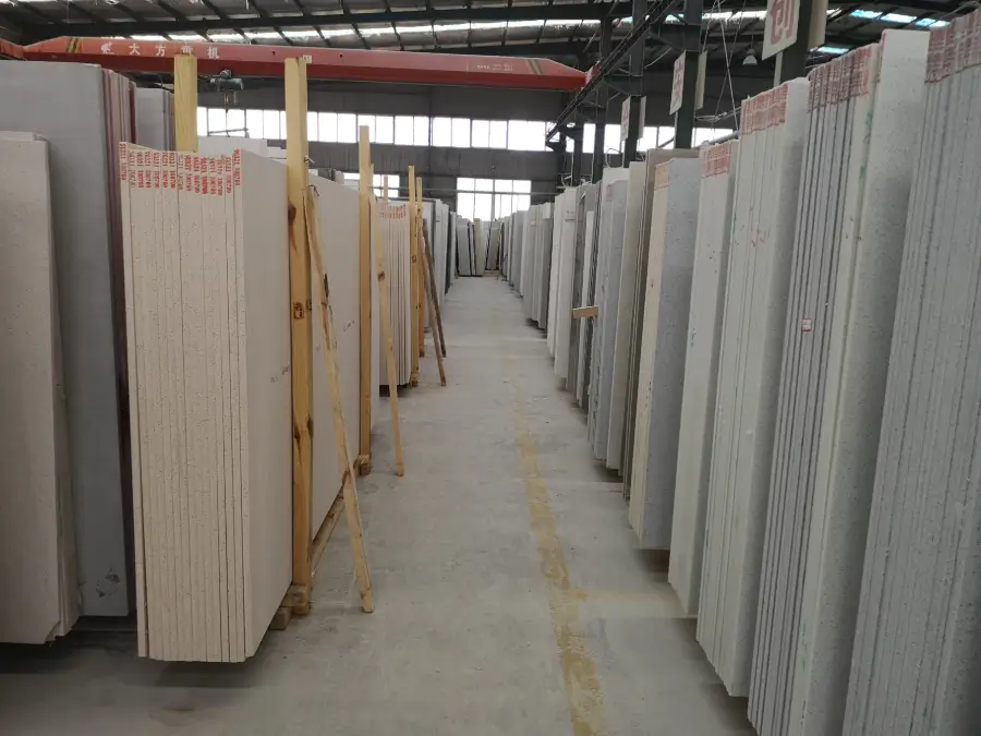 Loading Quartz Slabs