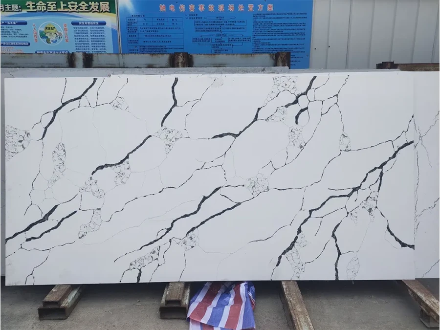 Calacatta Nero Quartz